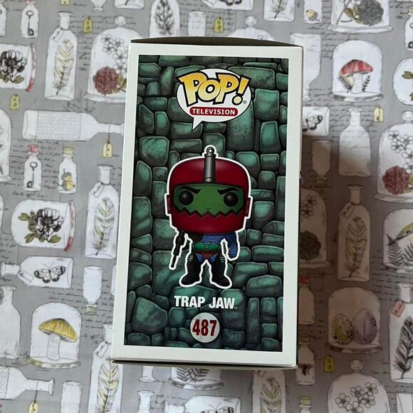 Funko pop trap jaw specialty series - Picture 4 of 6